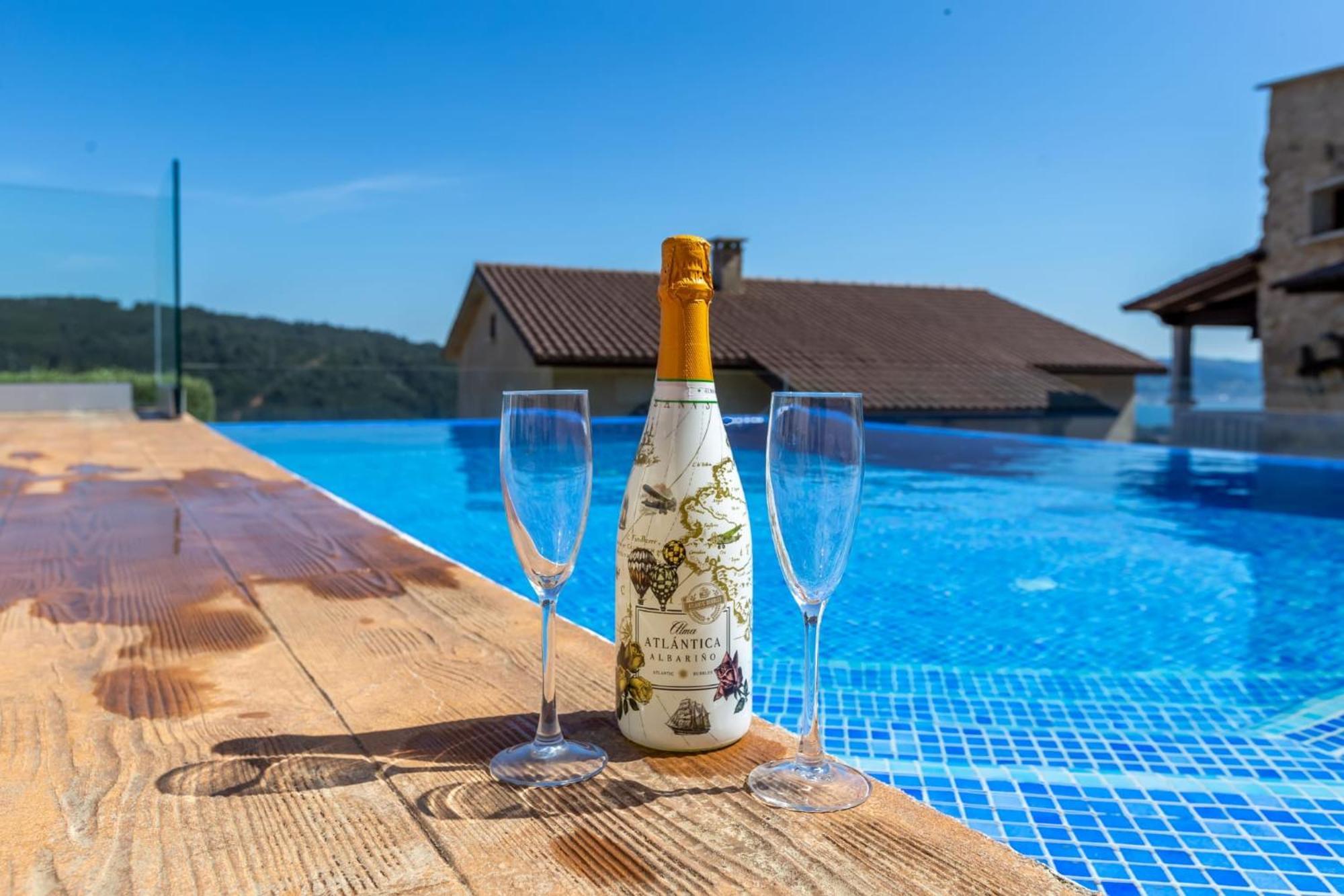 Villa Alma Пойо Екстериор снимка